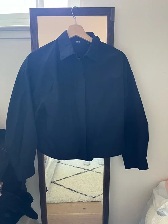 Uniqlo Dark Navy Button-Up Shirt Jacket - Picture 2 of 3